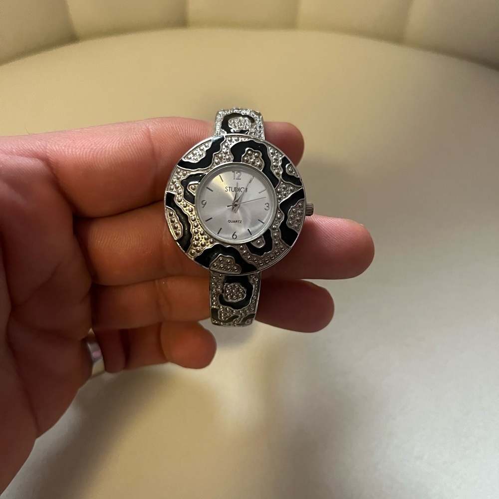 Studio time cow pattern women’s wrist watch